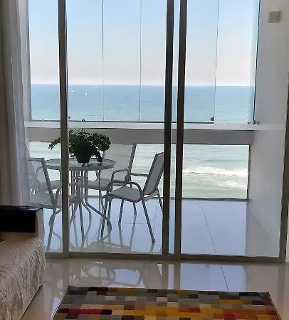 Pitangueiras - Apto. Frente Mar Guaruja Exterior photo